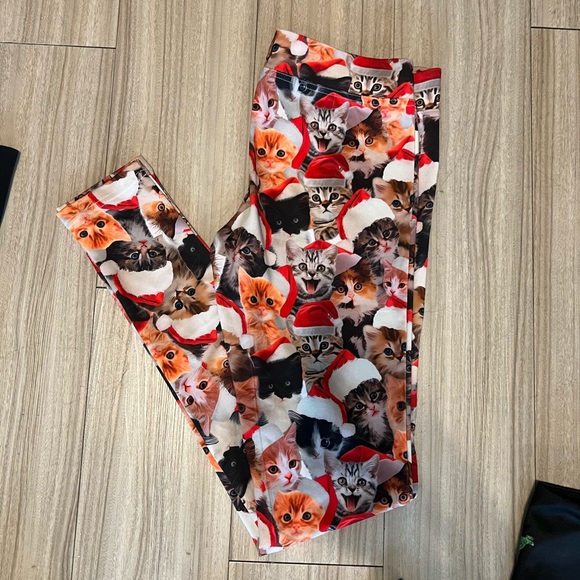 Tipsy elves angry cat Christmas leggings xs - Picture 2 of 3
